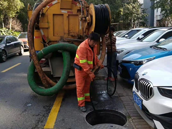 伊州排污管道清淤